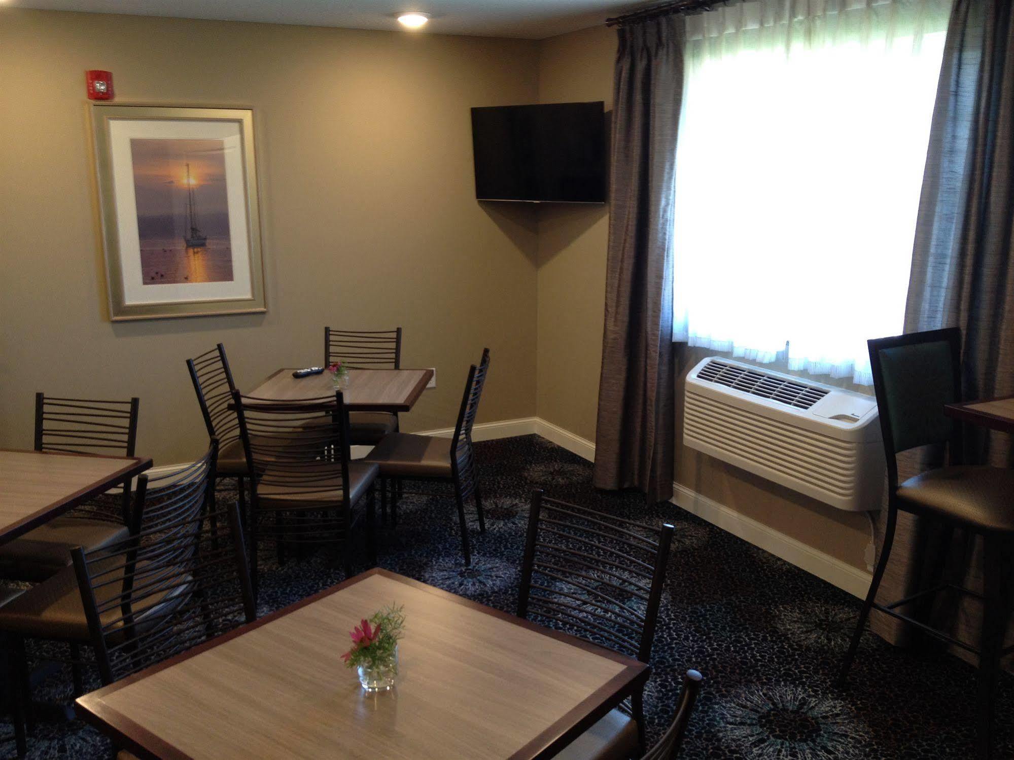 Grandstay Hotel & Suites - Glenwood Екстер'єр фото